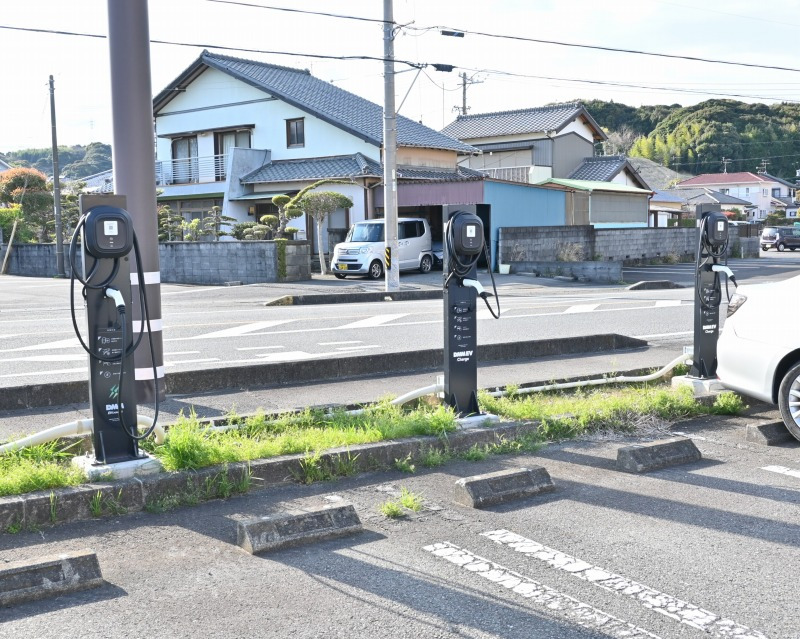 電気自動車（EV）チャージ機の設置
