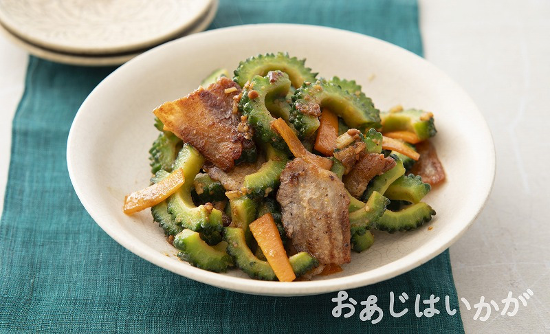 【8月】ゴーヤーと豚肉の回鍋肉風炒め