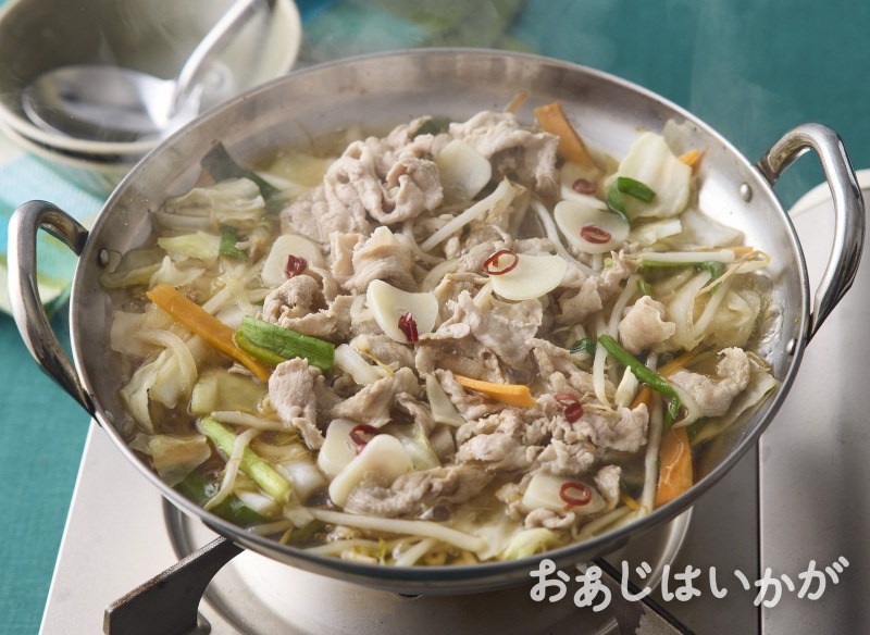 【11月特集】豚肉とキャベツのもつ鍋風