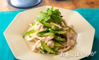 【6月】蒸し鶏ときゅうりのぬか漬けのナムル
