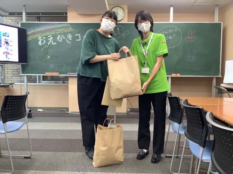202308子ども食堂寄付 (2)